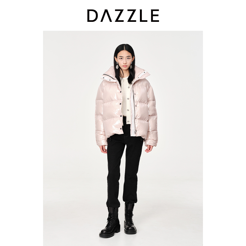 专选DAZZLE地素粉色简约亮面短款立领面包羽绒服外套2E4K2031G