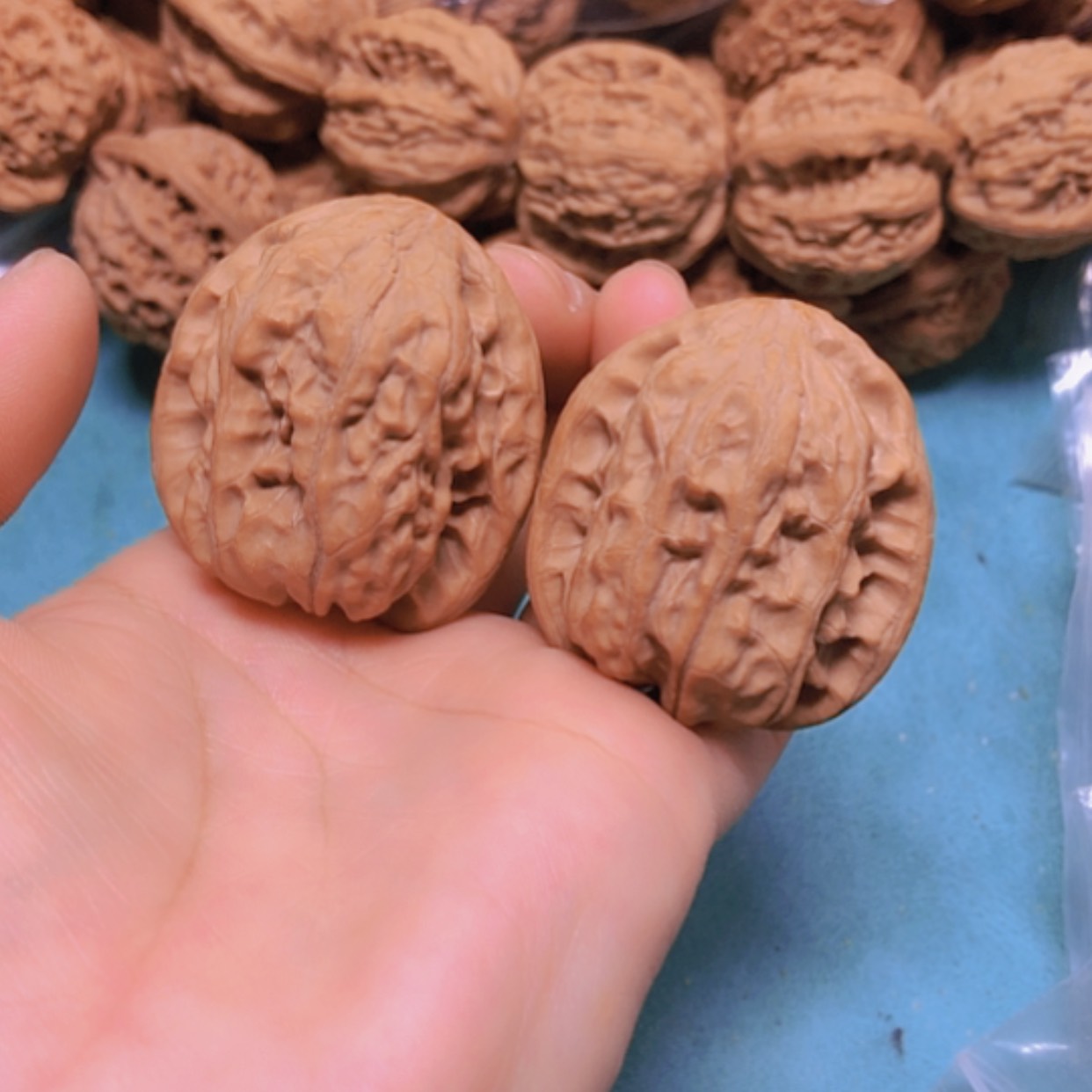 【闪购商品】把件核桃39靠山王修尖