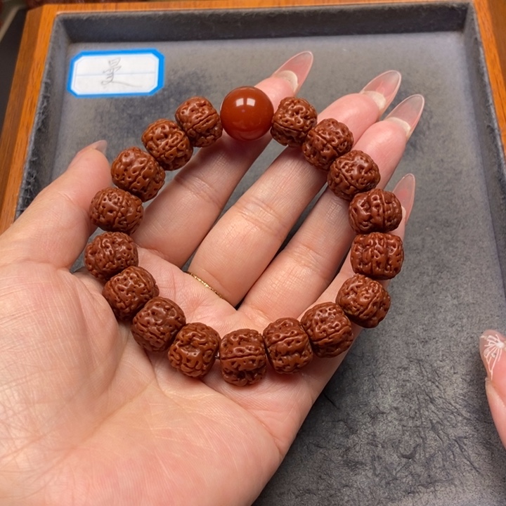 金刚菩提吊坠菩提