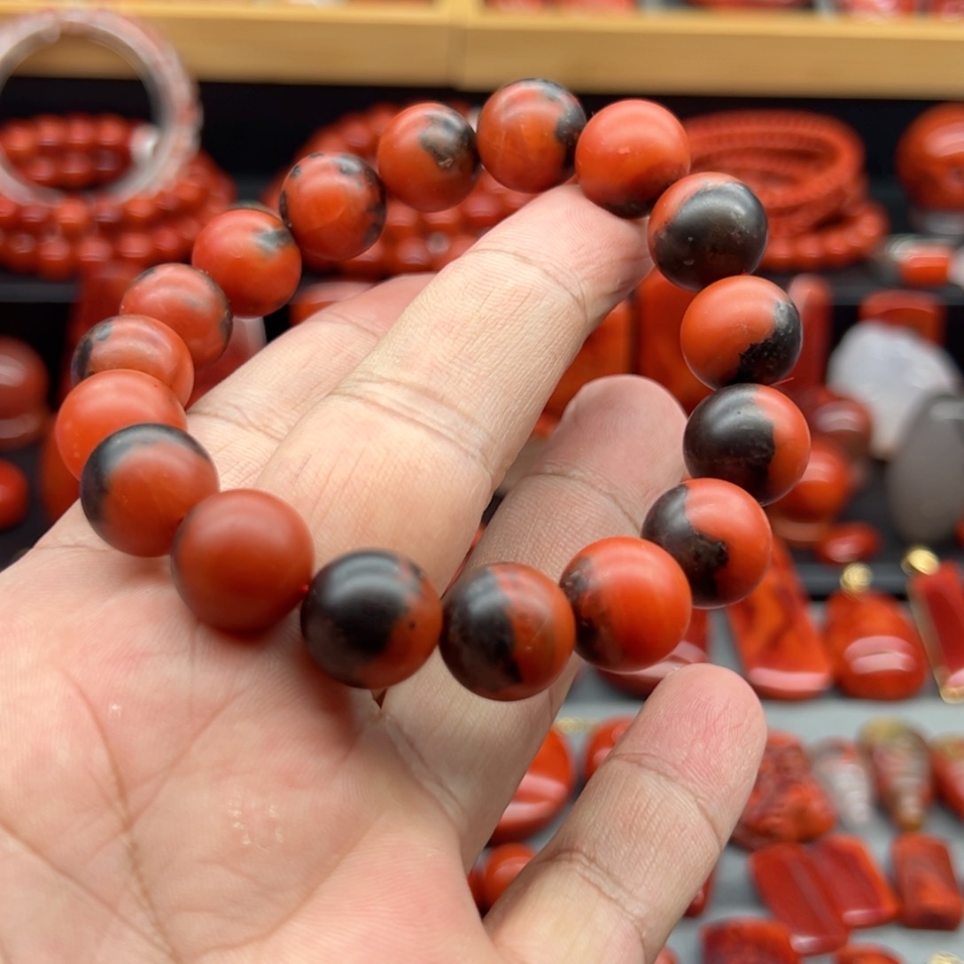 南红玛瑙手串未镶嵌
