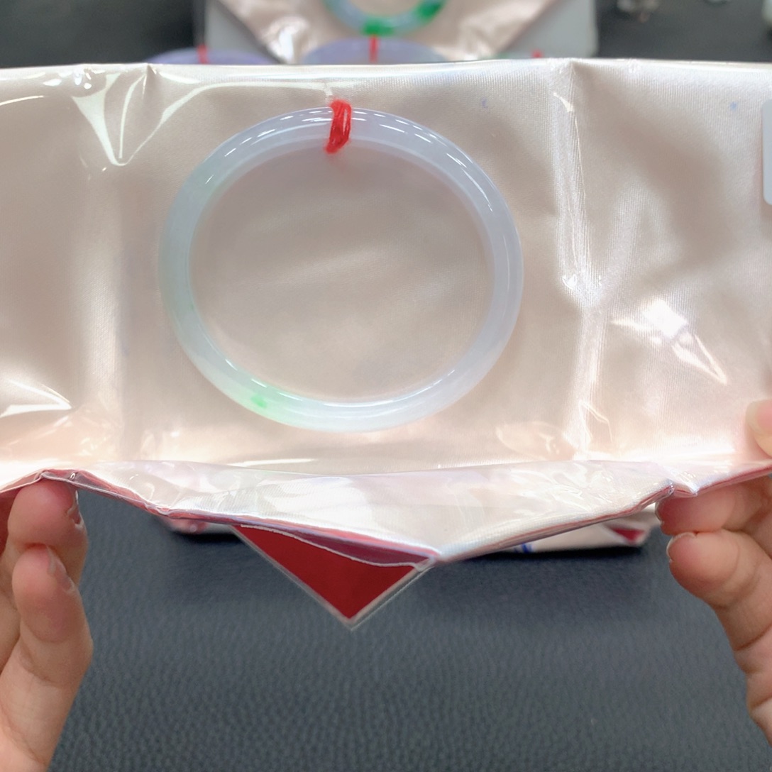 百***合翡翠未镶嵌手镯翡翠