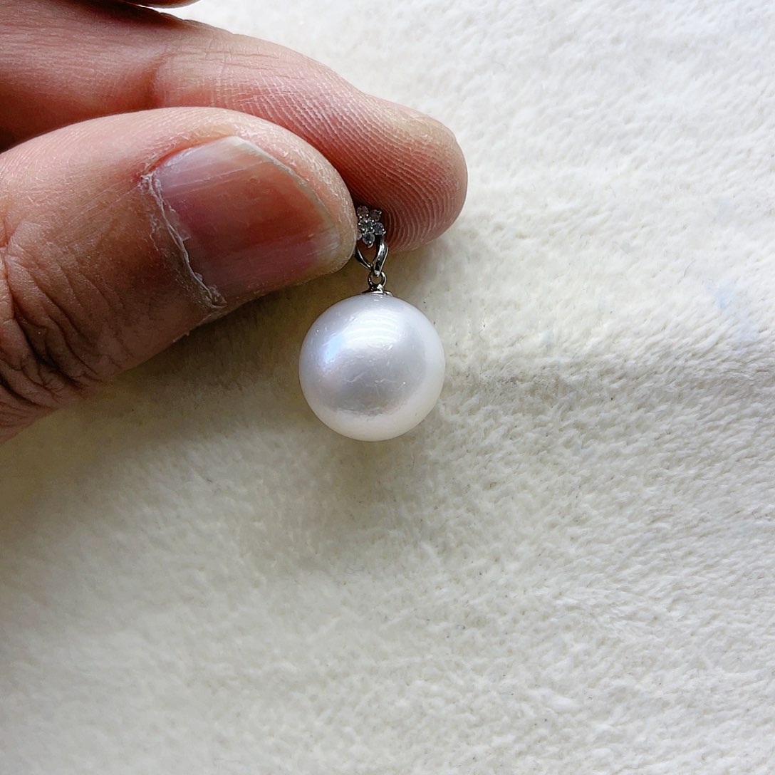 海水珍珠颈饰18K金镶嵌