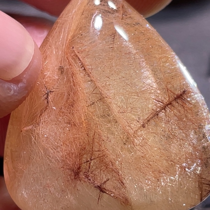 新***统未镶嵌发晶颈饰钛