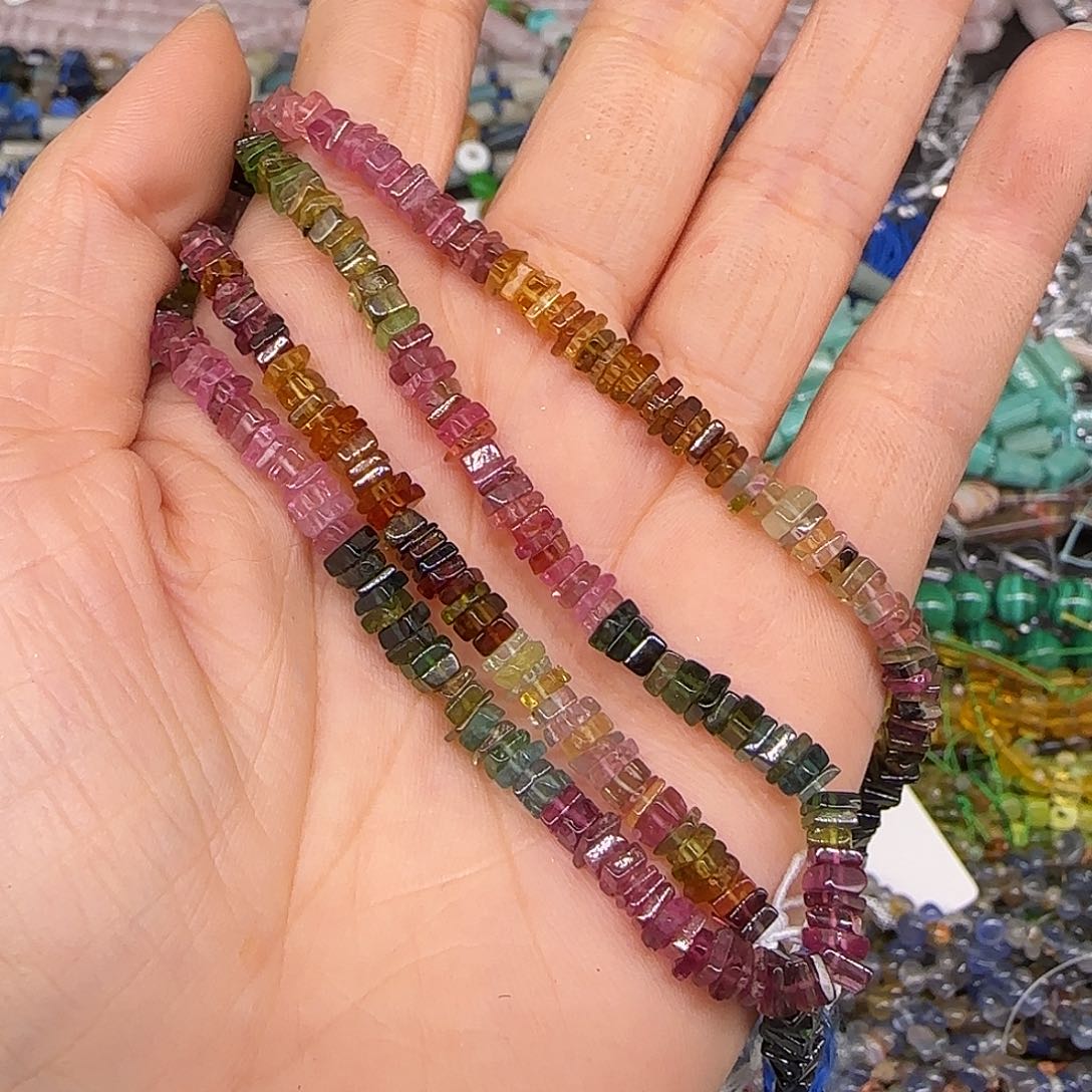 宗***燕玛瑙/玉髓合金珠宝半成品碧玺隔片拍三86发一条