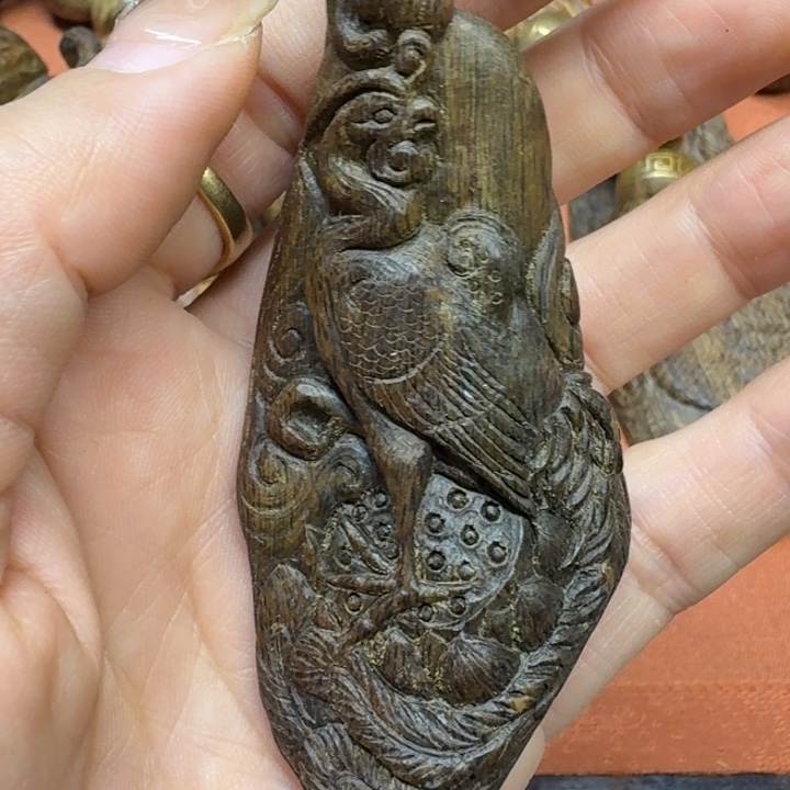 沉香吊坠馨安居沉香定制款