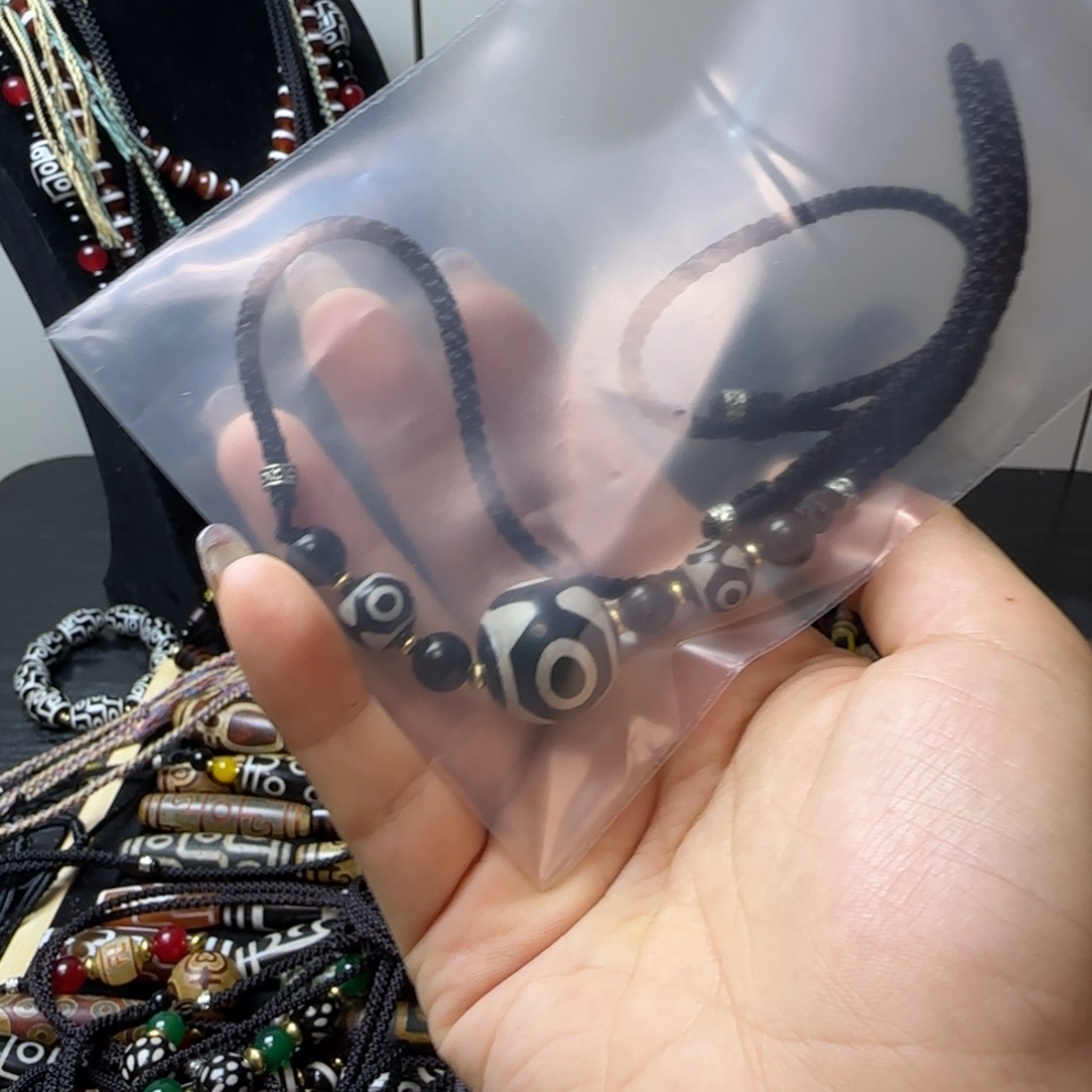 玛瑙/玉髓合金颈饰