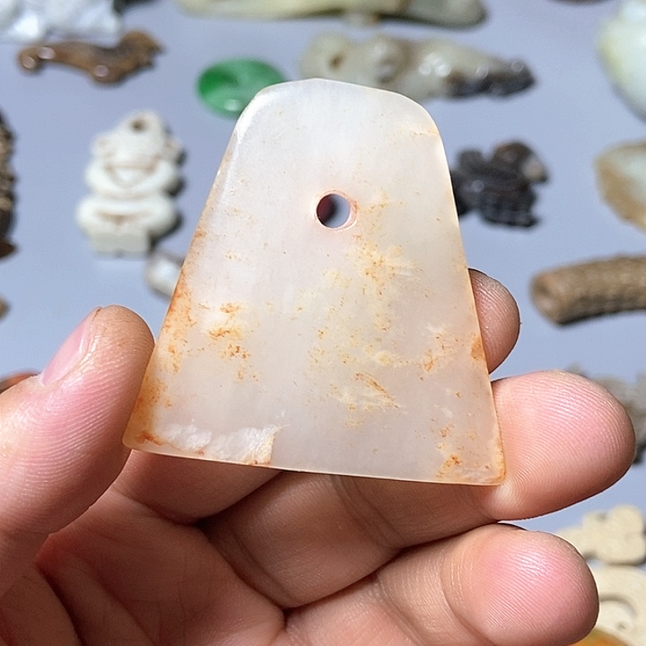 和田玉未镶嵌颈饰120