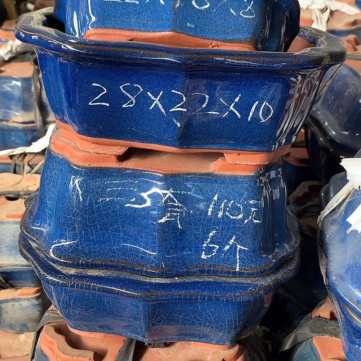 紫砂花盆    紫砂清仓处理莲花盆4套