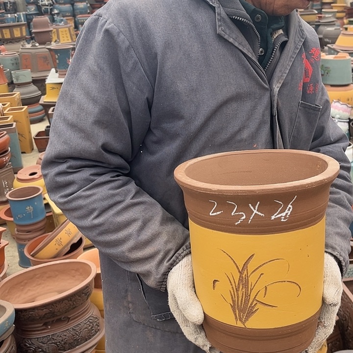 紫砂紫砂花盆和小