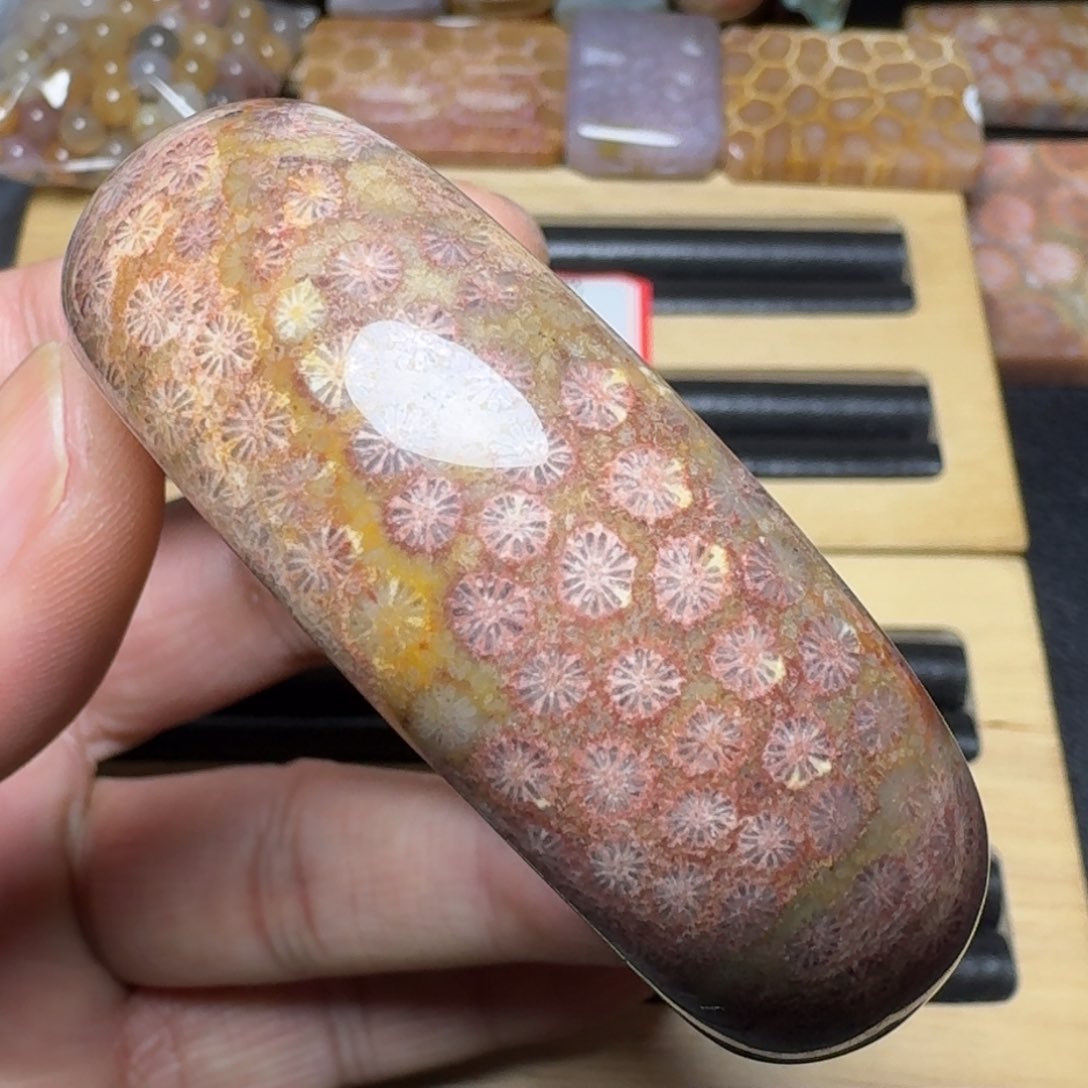 硅化玉纯天然色有机玉石未镶嵌54圈口