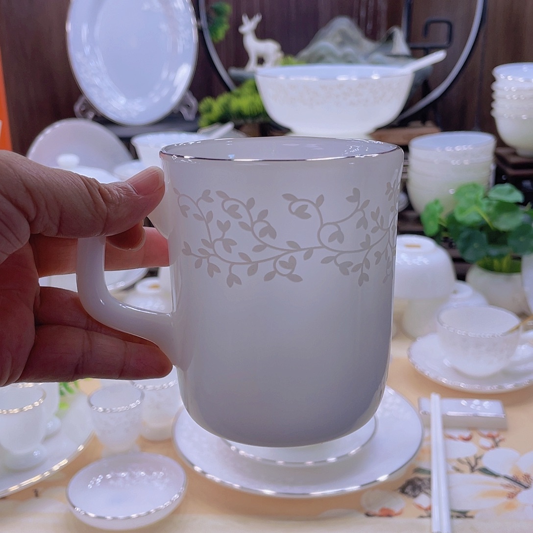 玉瓷景德镇暗香马克杯一个