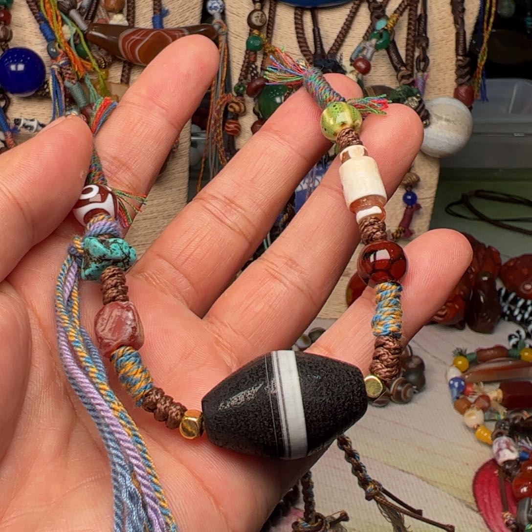 玛瑙/玉髓颈饰未镶嵌