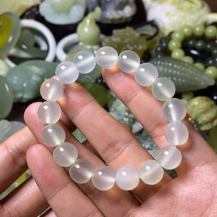 岫玉岫玉颈饰未镶嵌