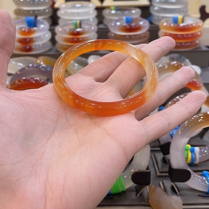 玛瑙/玉髓未镶嵌手镯50