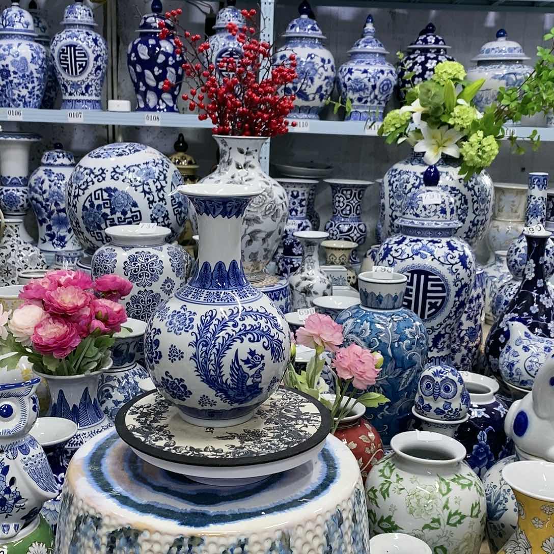 【闪购商品】摆件天球瓶瓷器…………………………