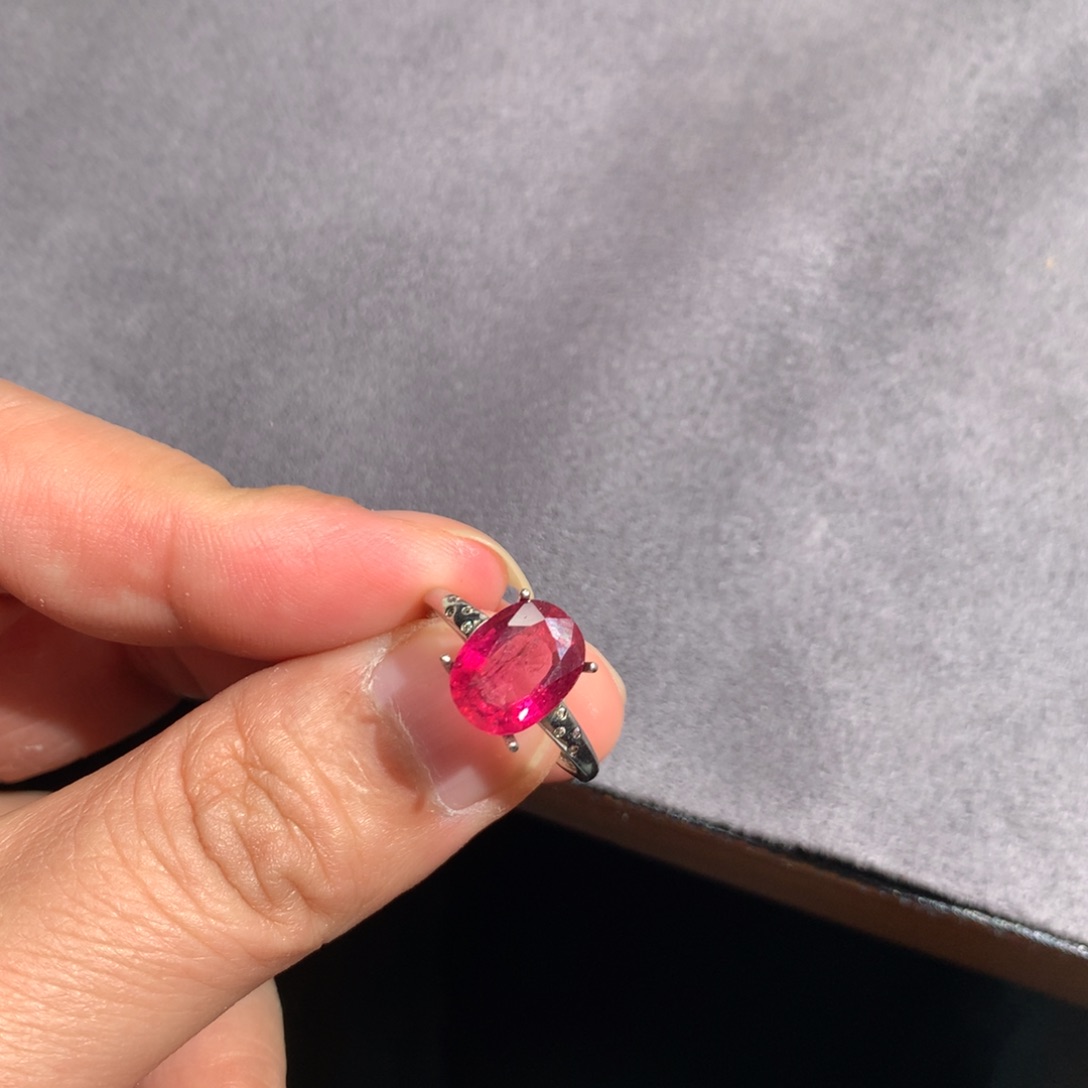 碧玺戒指银S925镶嵌3.7克拉