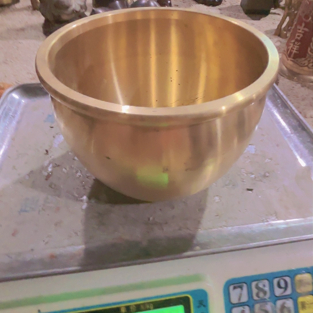 黄铜物品理性消费