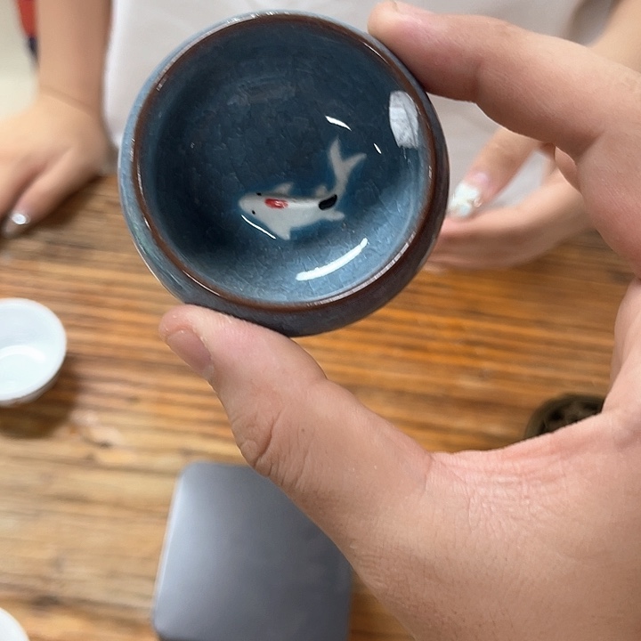 孤品茶具套装等。      