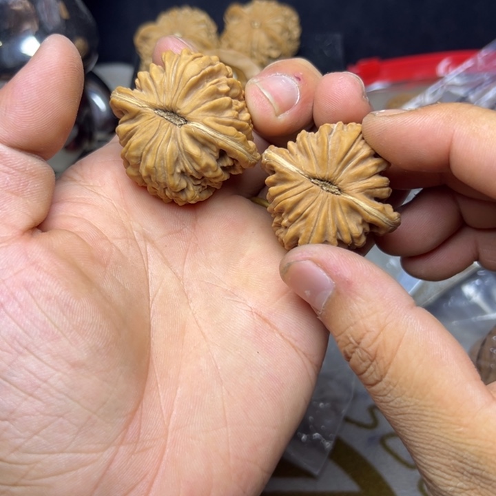 给****爱古井不波吃附近举行附近