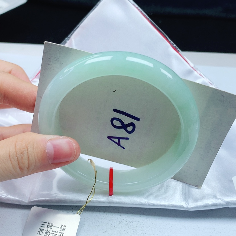 【闪购商品】翡翠手镯未镶嵌天然缅甸a货手镯56+