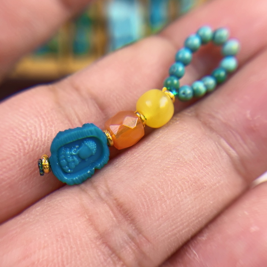 绿松石配饰未镶嵌