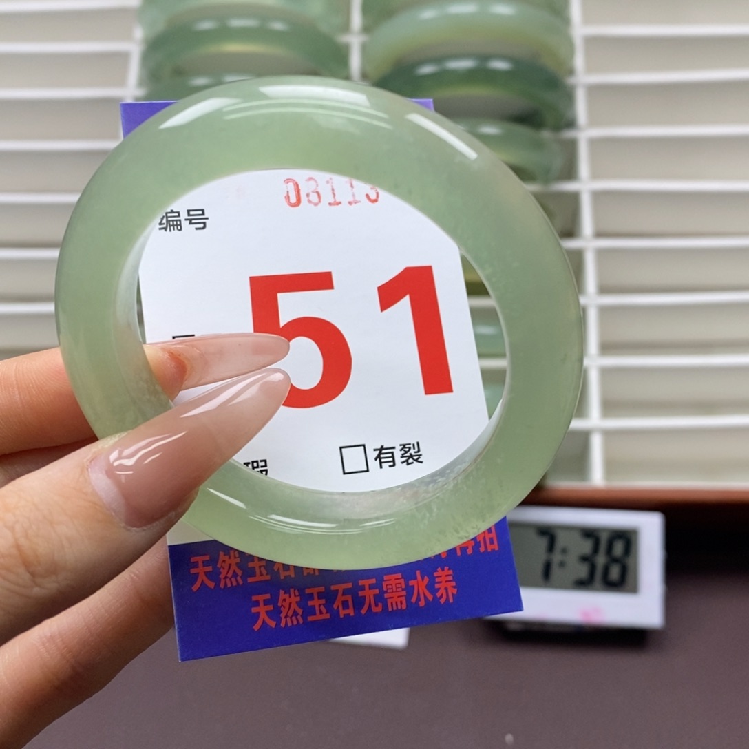 未镶嵌蛇纹石玉手镯