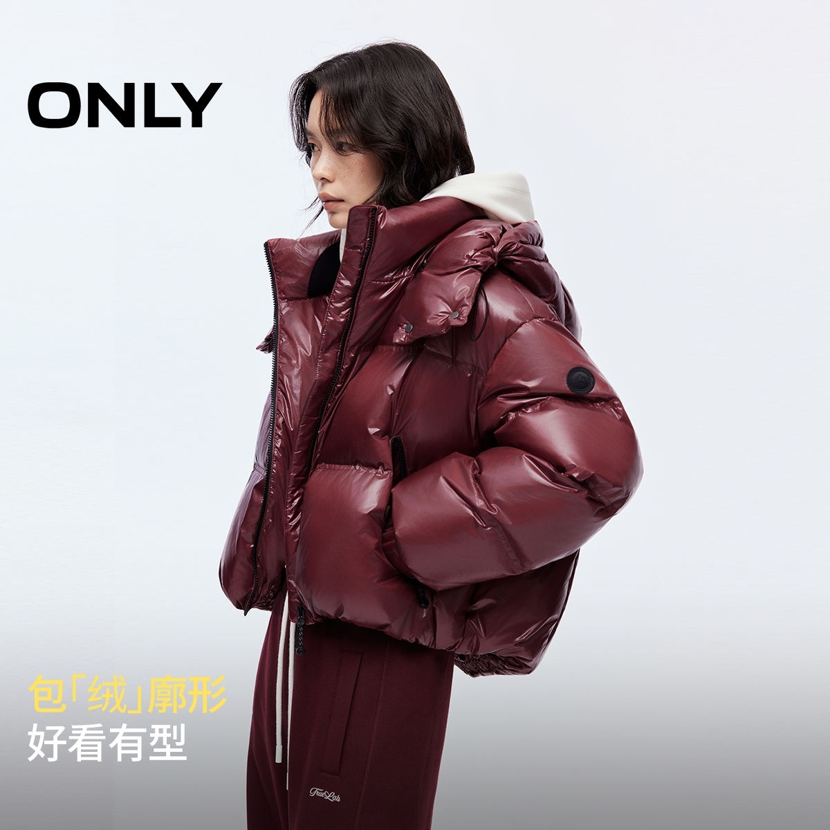 【90白鸭绒】ONLY2025冬季新款短款连帽羽绒服女保暖休闲|125423050