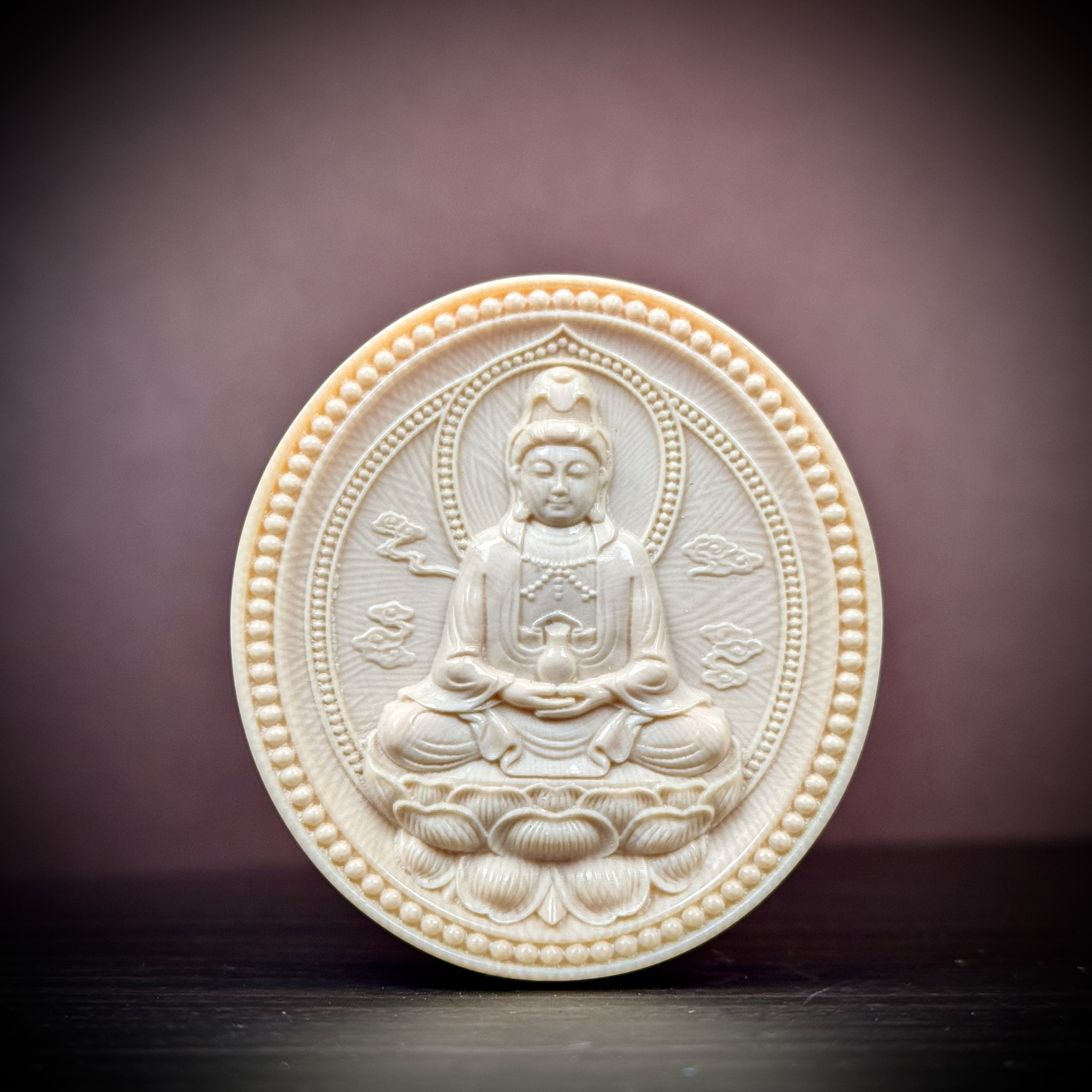 H10-60天然猛犸牙 宝瓶观音雕刻牌 53*57*14.4mm支持复检