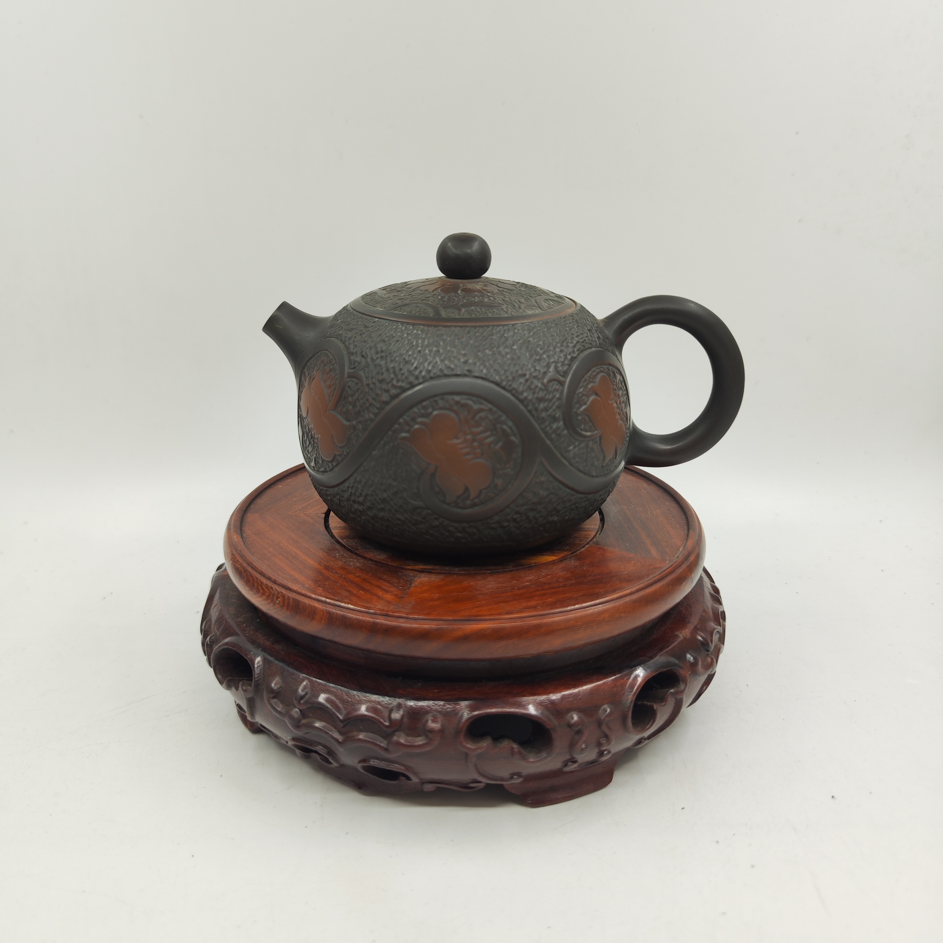 约240毫升左右西施缠枝莲 泡茶壶纯手工