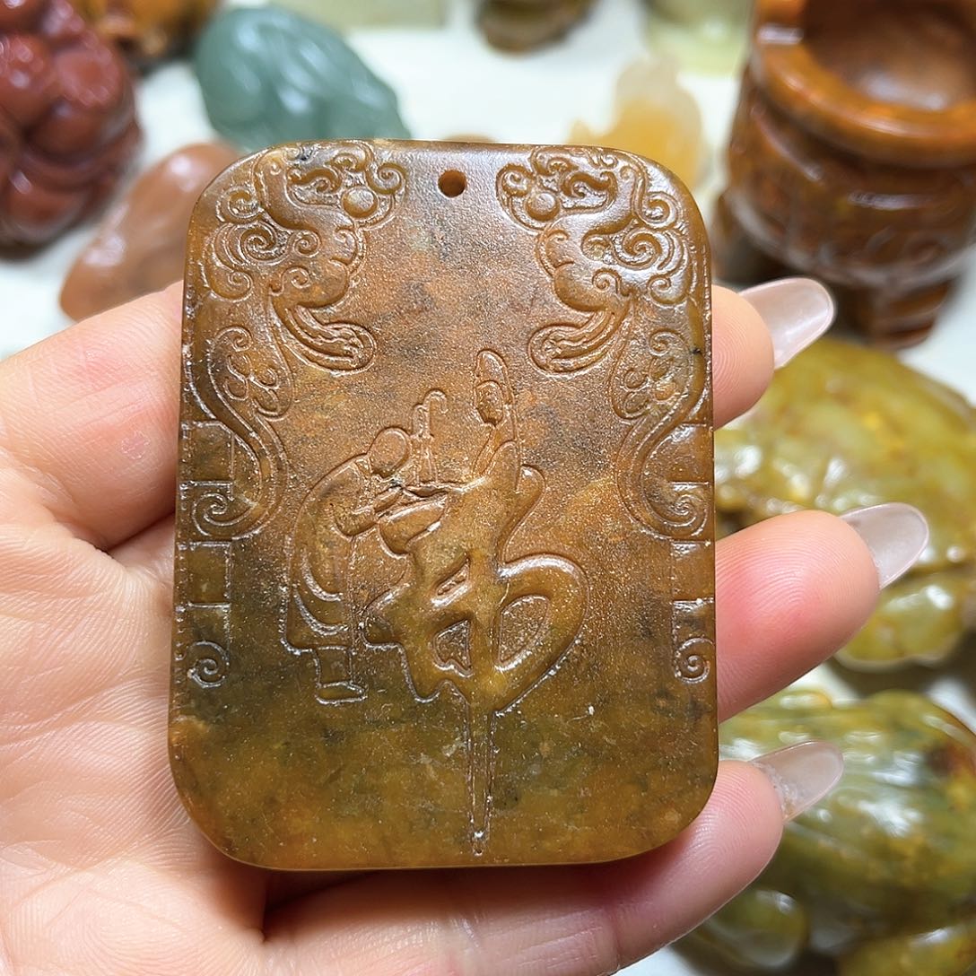 白玉菩提吊坠白玉菩提吊坠