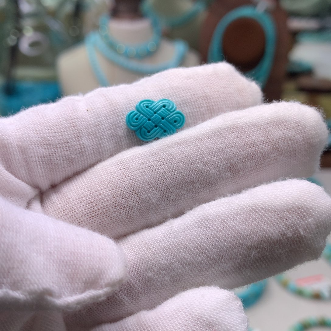 绿松石配饰未镶嵌