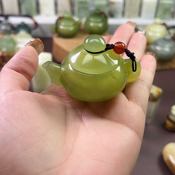 蛇纹石玉未镶嵌项圈