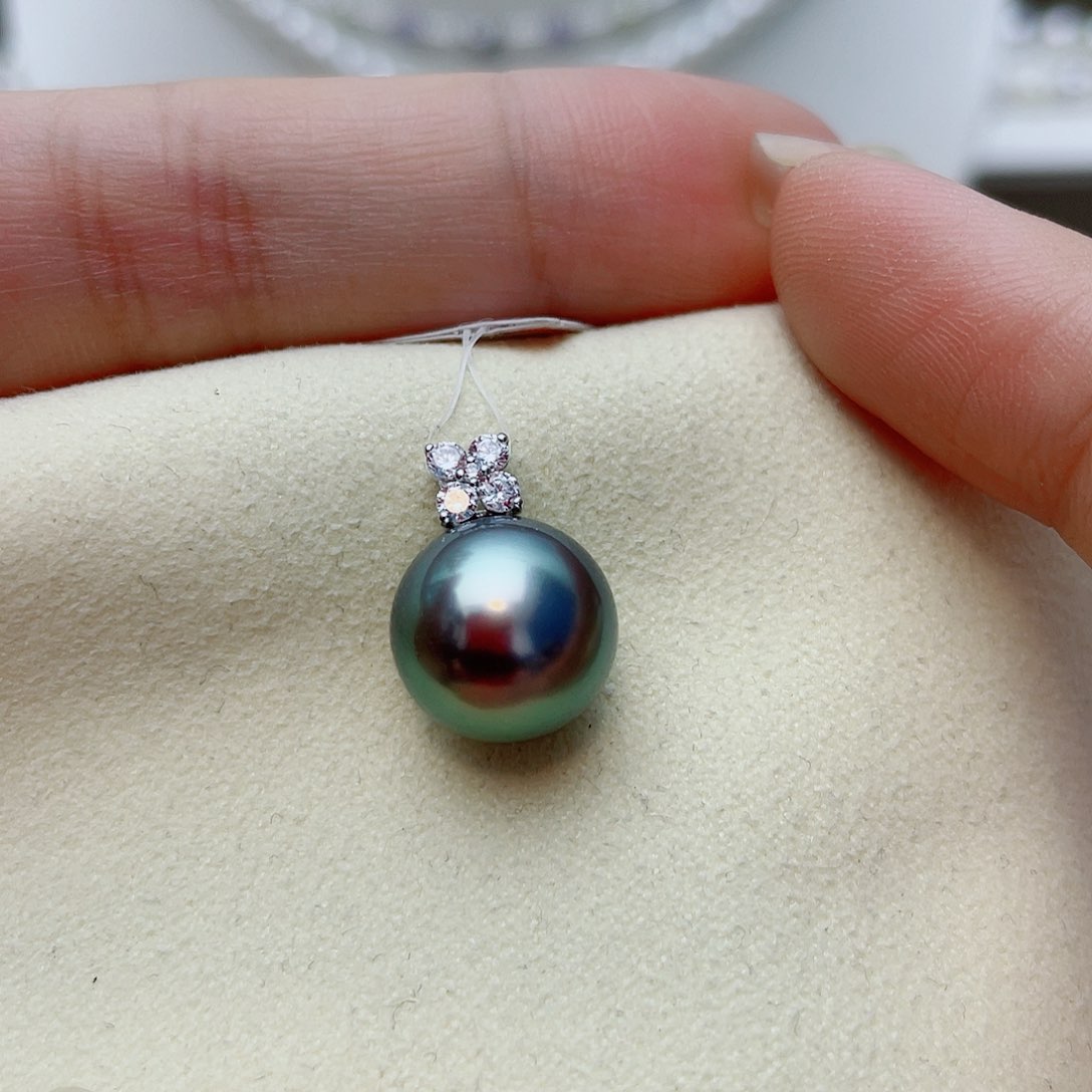 18K金镶嵌海水珍珠颈饰w114