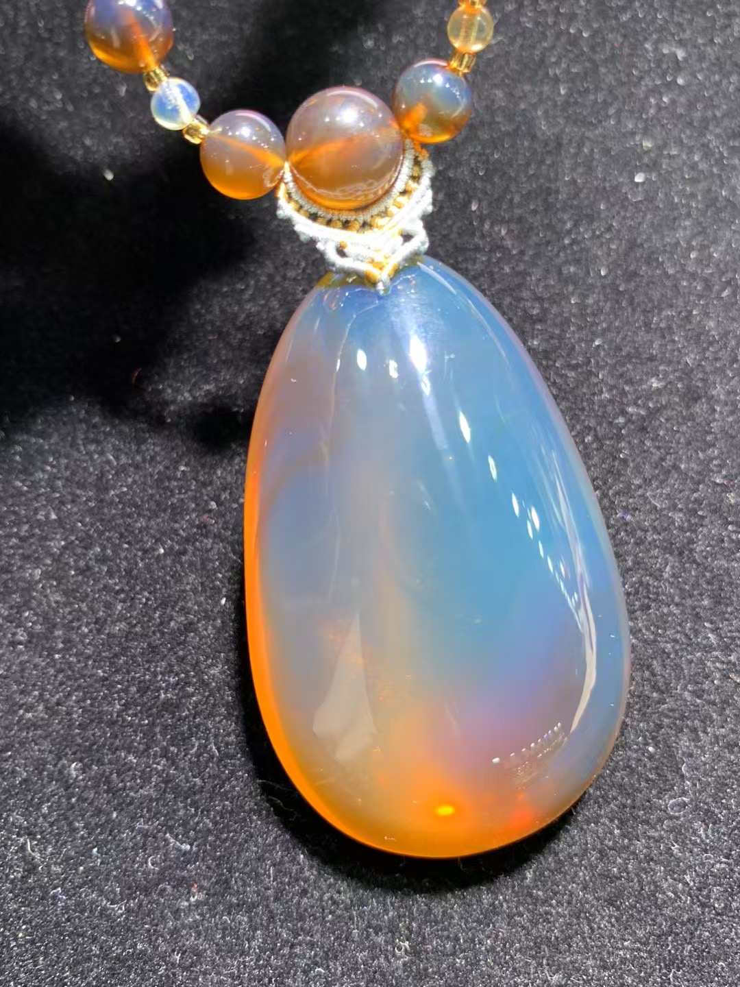 【凯馨珠宝】缅甸天然琥珀吊坠