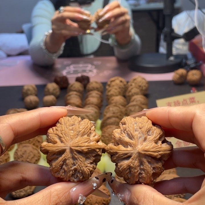 文玩核桃把件46粗筋1