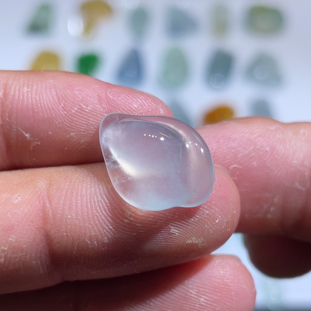 颈饰未镶嵌翡翠随形