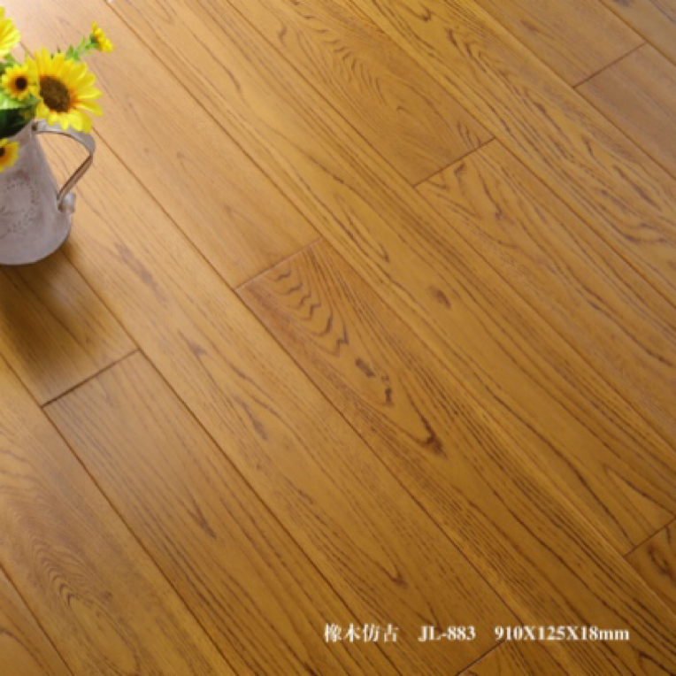 正品厂价实木地板平口橡木910 X  155X18。XL 1023