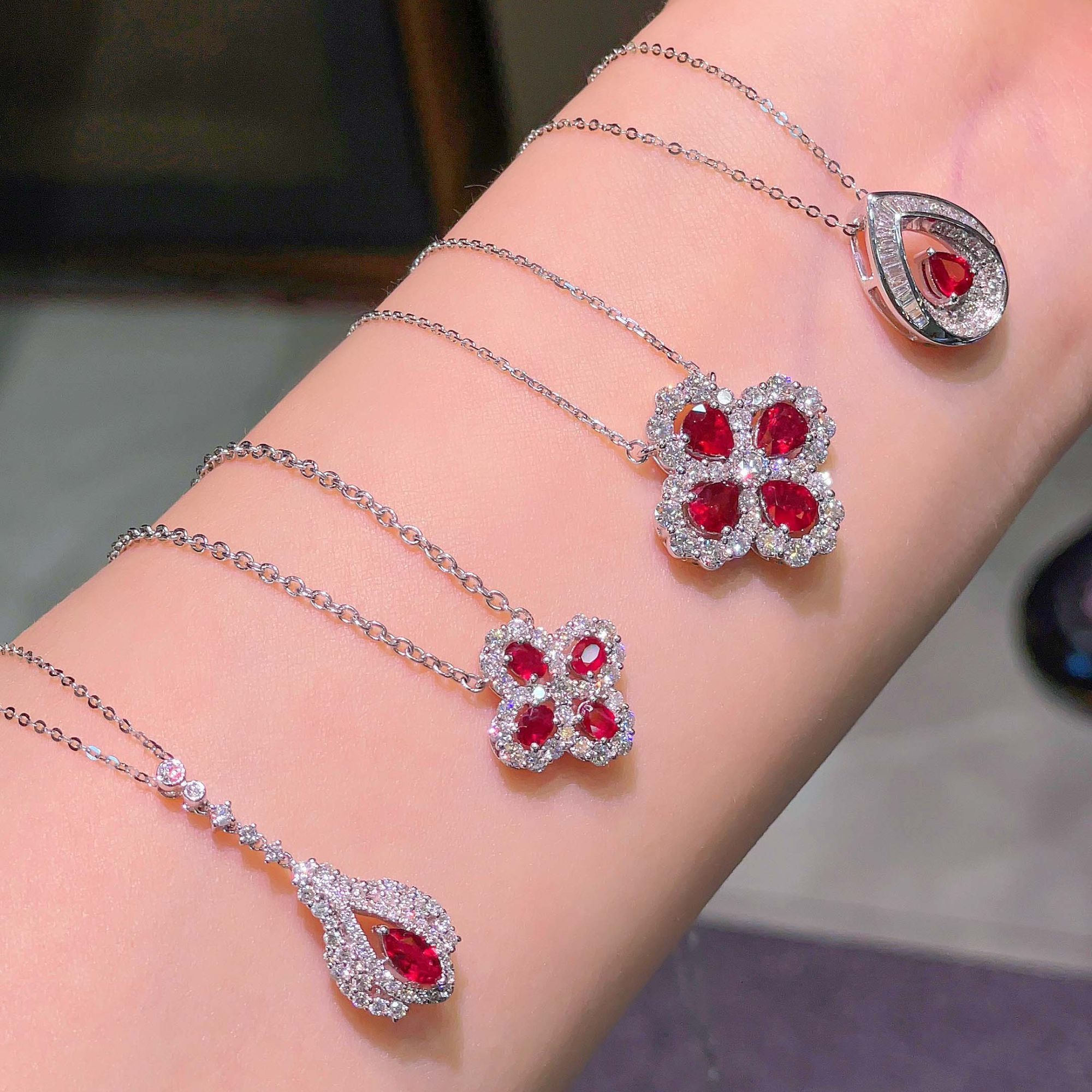 18K金红宝石项链合集#优雅#气质优雅#性价比#满钻彩宝#轻奢#红色