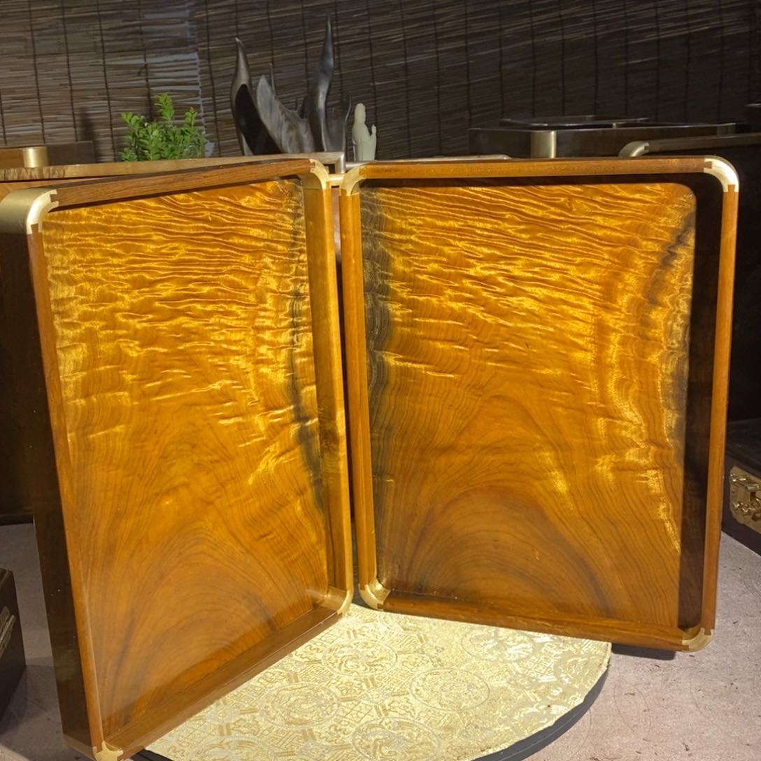 金丝楠《****楠金丝楠木工艺品