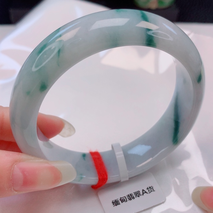 翡翠未镶嵌手镯56圈