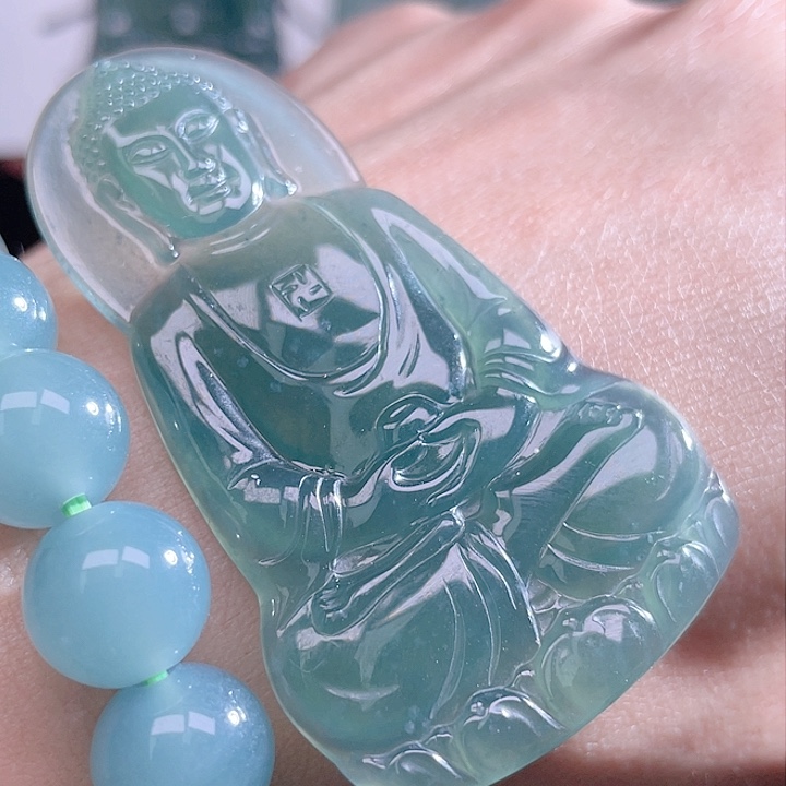 翡翠未镶嵌颈饰9999999999