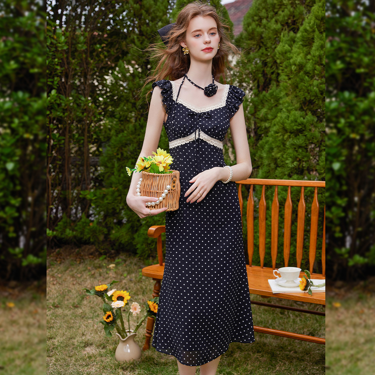 【黄蓉推荐】&白鹿语25夏复古无弹波点撞色拼接连衣裙女WYU20073