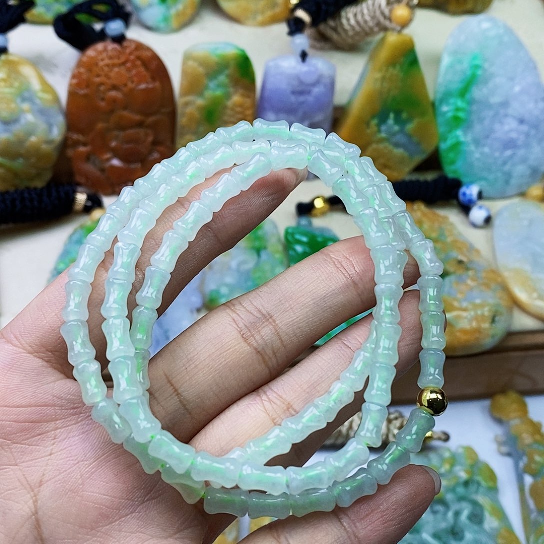 未镶嵌定制翡翠翡翠