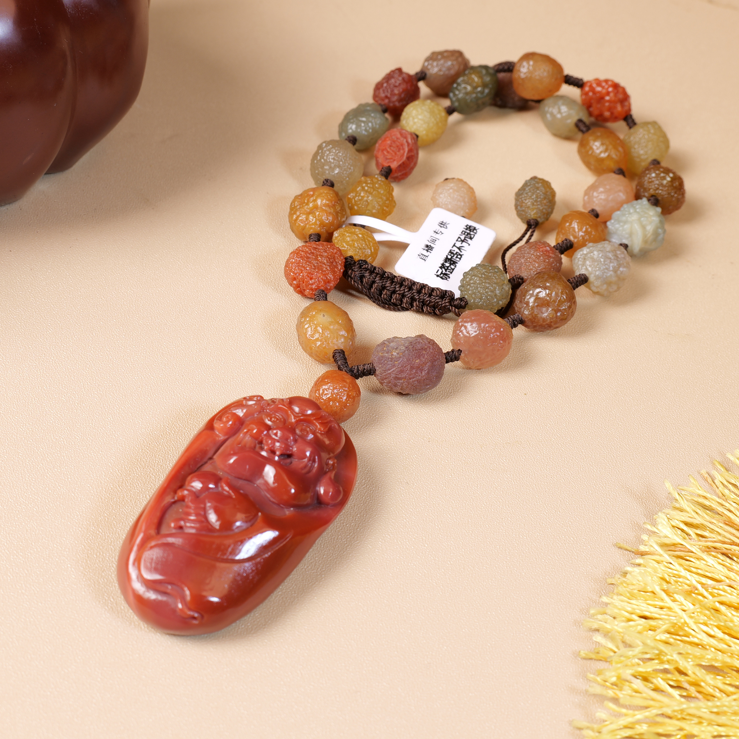 【天下无双】淖毛湖玛瑙红蛋白佛头吊坠项链M46206