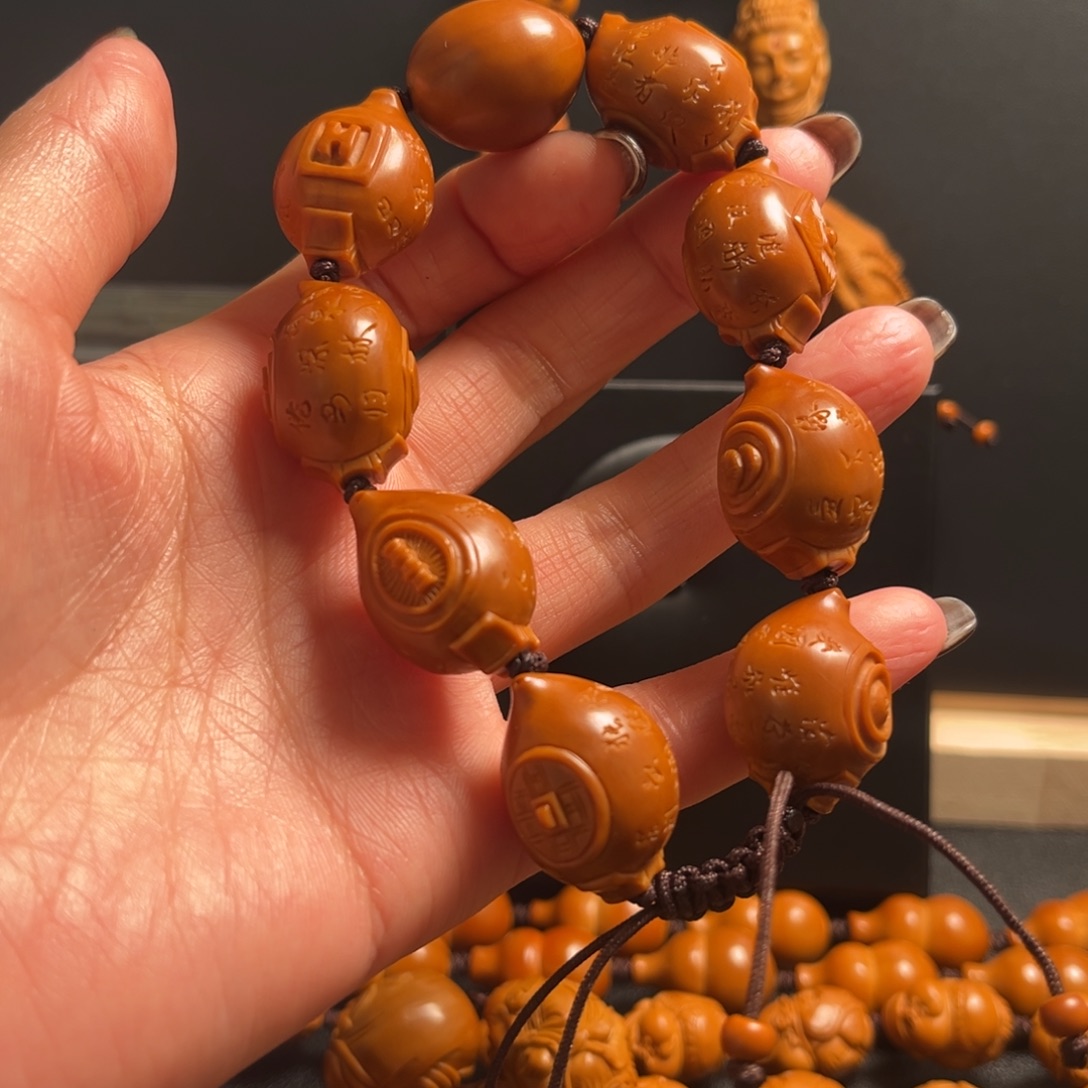 門***漢橄榄核吊坠把把糊