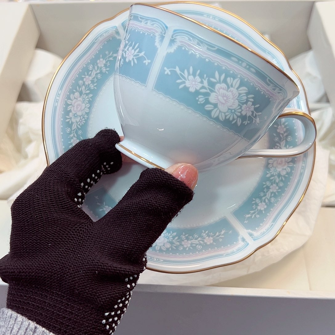 瓷片咖啡杯是最喜欢