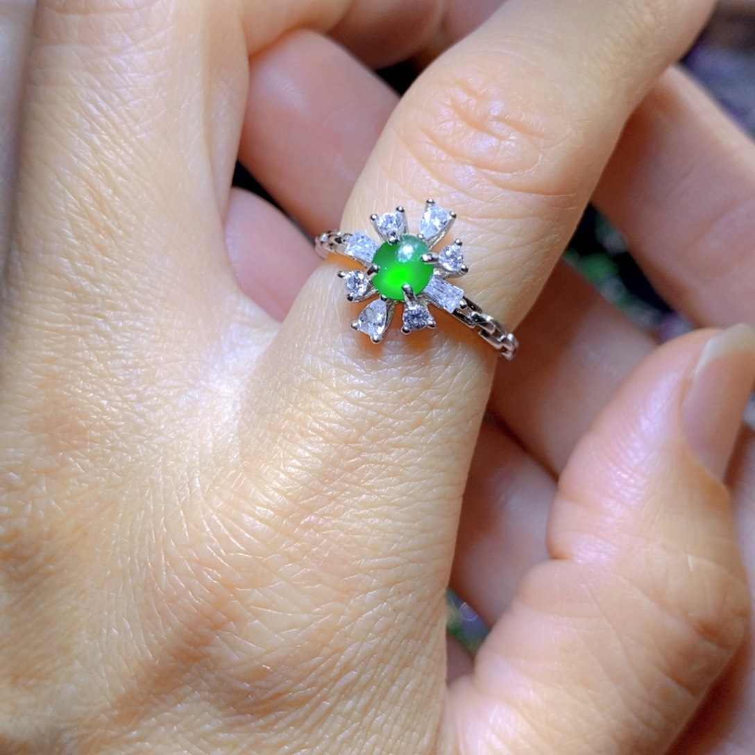 翡翠颈饰银S925镶嵌天然翡翠