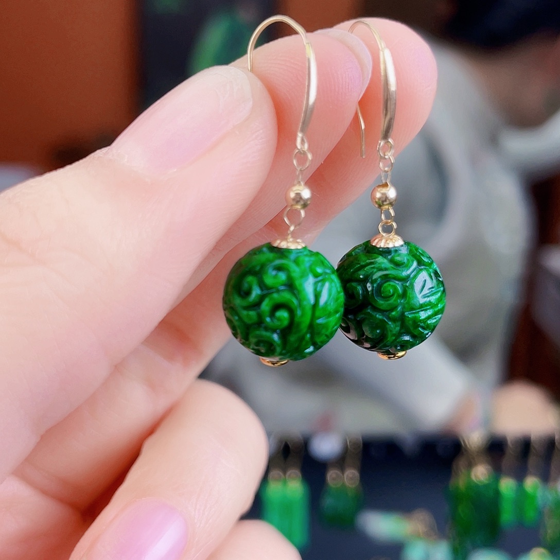 翡翠18K金镶嵌耳饰