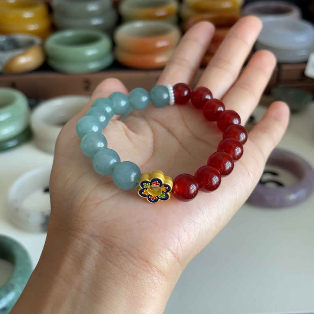 未镶嵌石英岩玉珠宝奇石