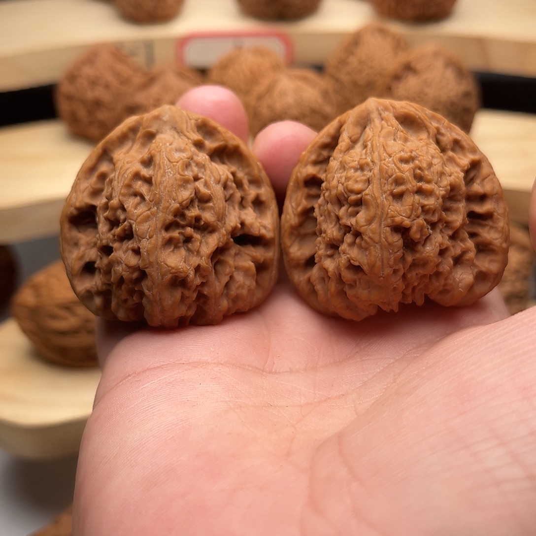 公***哥吊坠文玩核桃43南将石